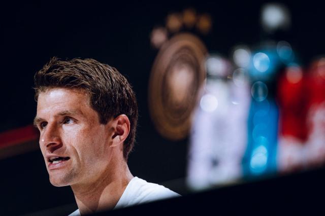 世界杯高清平台-穆勒首发战三狮？萨内加练射门！诺伊尔喂球…